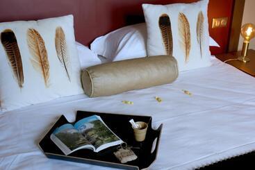 تختخواب و صبحانه Les Sagranières