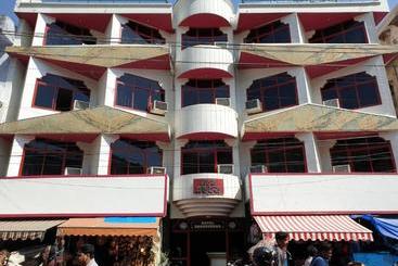 בית מלון כפרי Vasundhara