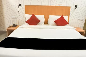 Отель Capital O Rpr263  Convivial Sky