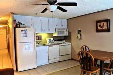 Stroll To Slopes, Village Area, Ski In Out Mtlodge 242