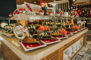 هتل Saturn Palace Resort   All Inclusive