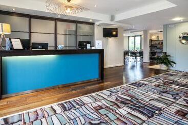 فندق Zenitude Hôtelrésidences Divonne Confort