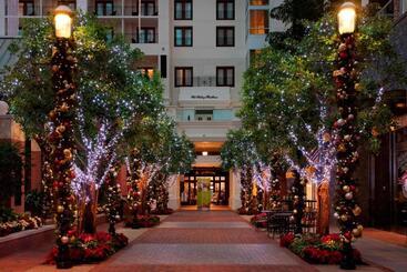هتل Gaylord National Resort & Convention Center