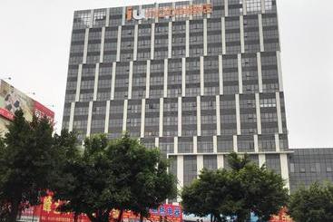 ホテル Iu S·zhongshan Xiaolan Parkway Plaza