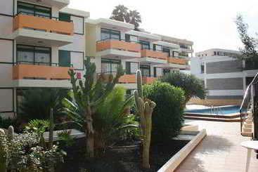 Apartamentos Atis Tirma