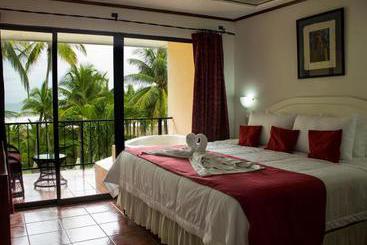 هتل Copacabana  And Suites  Adults Only