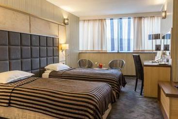 Cosmopolitan Hotel & Wellness