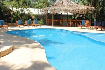 Esencia Hotel And Villas