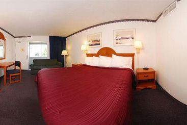 هتل Rodeway Inn & Conference Center