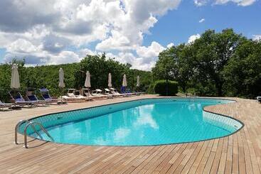 아파트 Villaggio Le Querce
