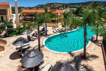 Апартаменты Baia Da Luz Resort