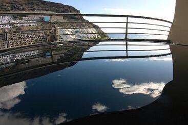 هتل Livvo Valle Taurito & Aquapark