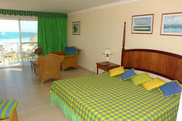 هتل Playa Coco