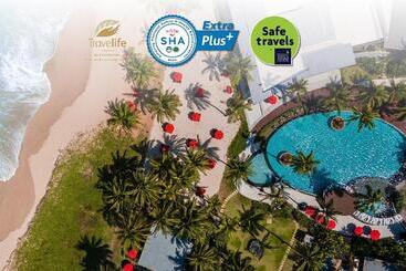 هتل Ramada Resort By Wyndham Khao Lak