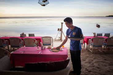هتل Tango Beach Resort