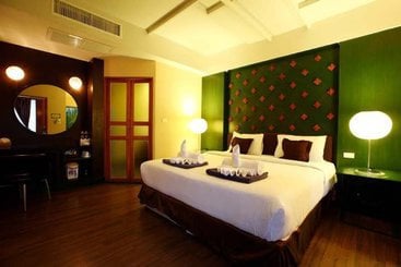 هتل Tango Beach Resort