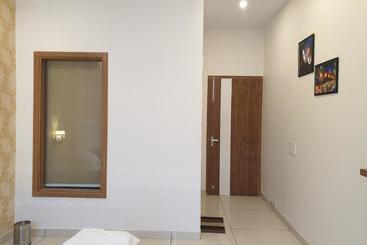 צימר Mahadev Residency