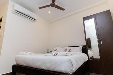 هتل Mookambika Comforts