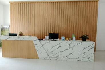 בית מלון כפרי Resort Agrowisata Perkebunan Tambi