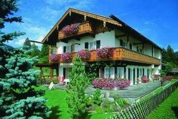 پانسیون Gästehaus Ulrich Neuner