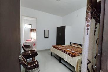 پانسیون Mangalyam Home Stay
