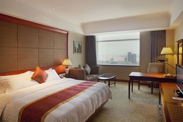 هتل Crowne Plaza