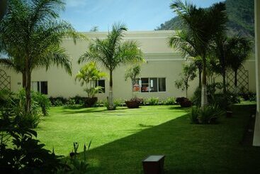 فندق Las Palomas Tepic Express