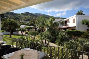 Residence Hotel La Giara