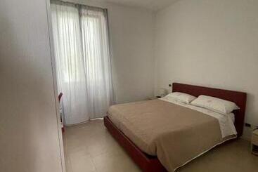 فندق Antica Campione Rooms & Hostel
