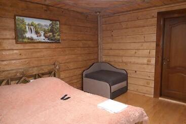 ペンション Synevyrskyj Chardash