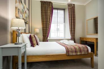 St Giles Apartments