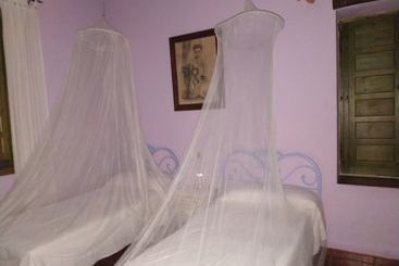 La Casa Del Miedo - San Martín de Montalbán