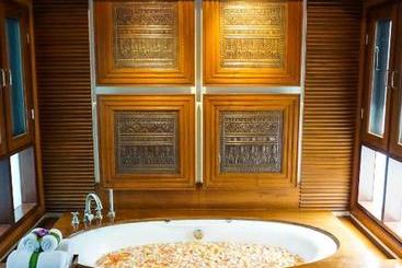 هتل Oasis Baan Saen Doi Spa Resort
