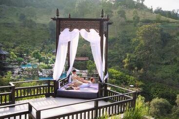 בית מלון כפרי Panviman Chiang Mai Spa Resort