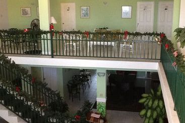 هتل Royal Reef Resort