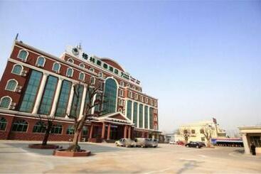 בית מלון כפרי Greentree Inn Shandong Rizhao Juxian Yinxing Avenue Middle Shandong Road Business