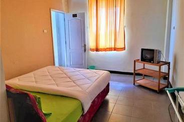 בית מלון כפרי Wisma Hulubalang