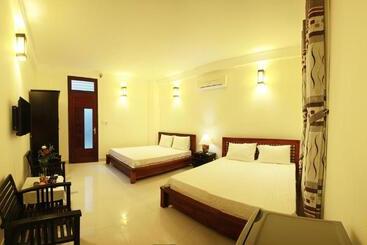 هتل Sunrise Homestay