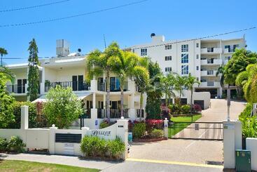 호텔 Bellevue At Trinity Beach