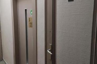 هتل Hôtel Les Acteurs