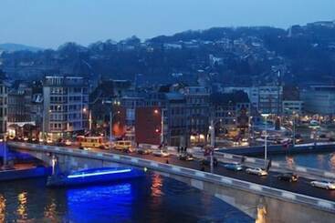 בית מלון כפרי Hôtel Passerelle Liège