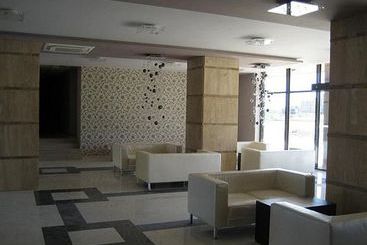 Pomorie Bay Apartments & Spa