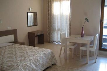 Pomorie Bay Apartments & Spa