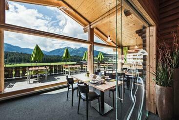 ホテル Ustria Parlatsch