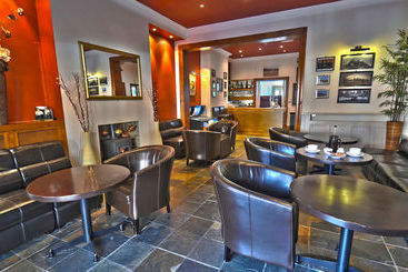 هتل Oaktree Lodge