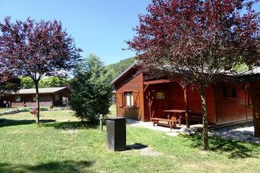 هتل Càmping Vall De Camprodon