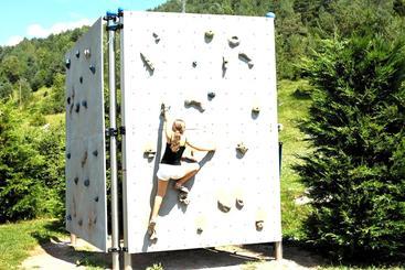 هتل Càmping Vall De Camprodon