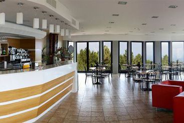 هتل Emmaus Albergo del Bosco