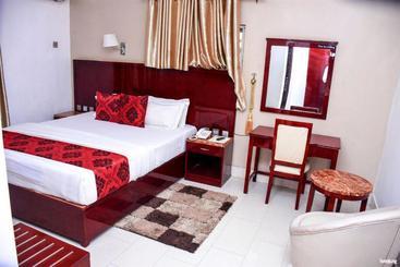 پانسیون Milton Park  And Resort  Deluxe