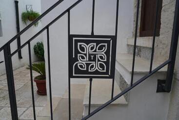 تختخواب و صبحانه Terrae Rooms Rental
